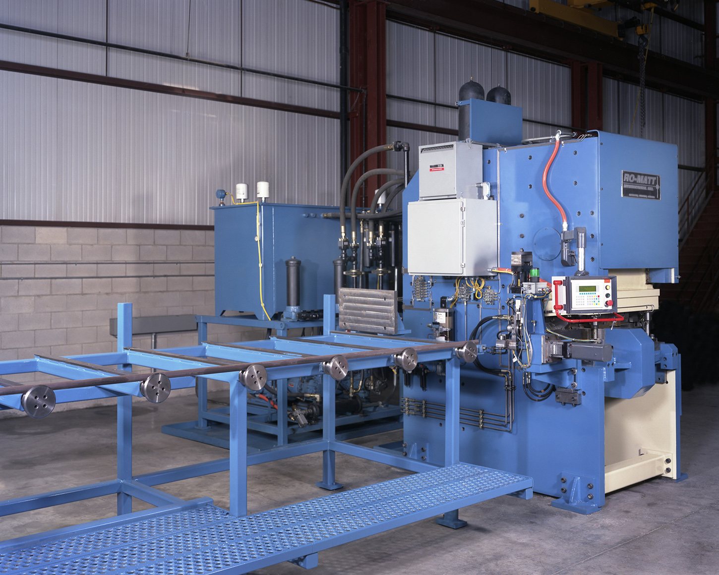 Double Acting Hydraulic Press with Progressive Die and Servo Loading System